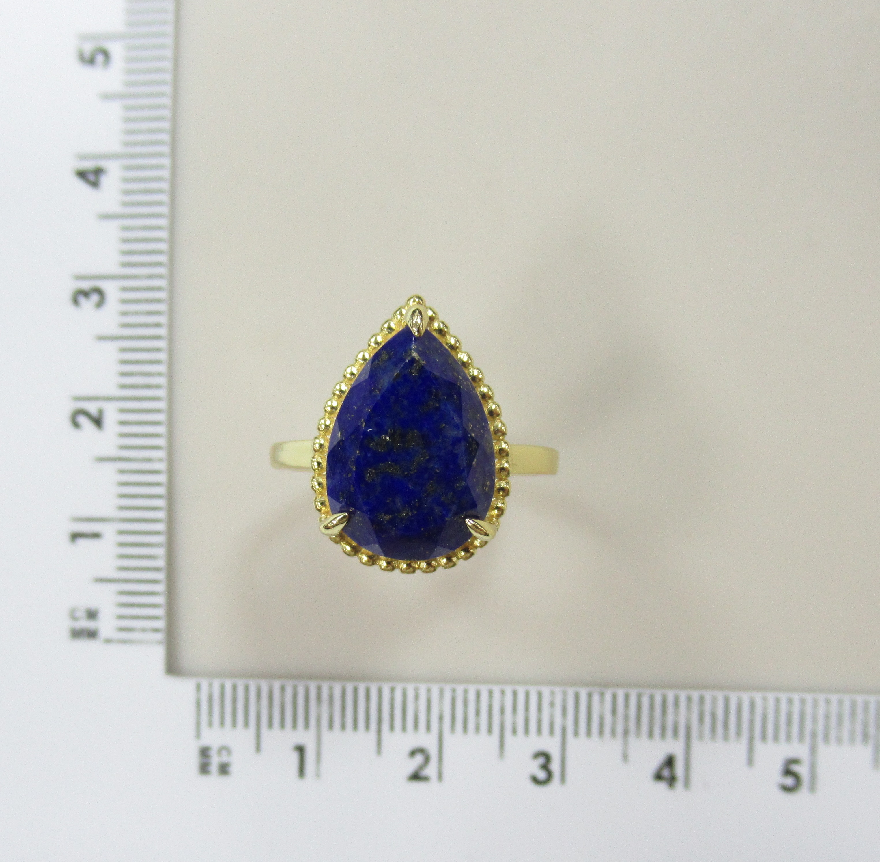 Серебряное кольцо с лазуритом